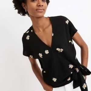 Madewell Sash-Tie Wrap Top in Lazy Daisies | Madewell